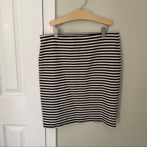 Old Navy pencil skirt